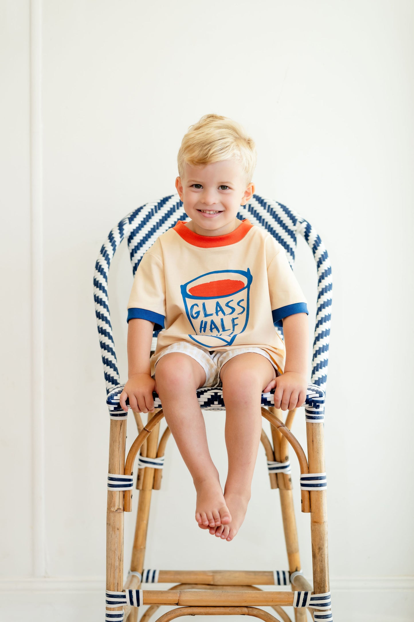 boy-sitting-graphic-tshirt-1-5y-toddler-jeunelabel-australia-multi